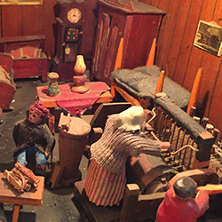 Yenawine Dioramas Early Farmhouse